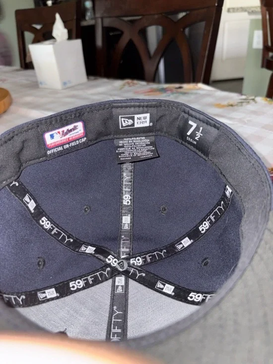 New Era Seattle Mariners Navy and Teal Fitted Hat - Picture 2 of 2